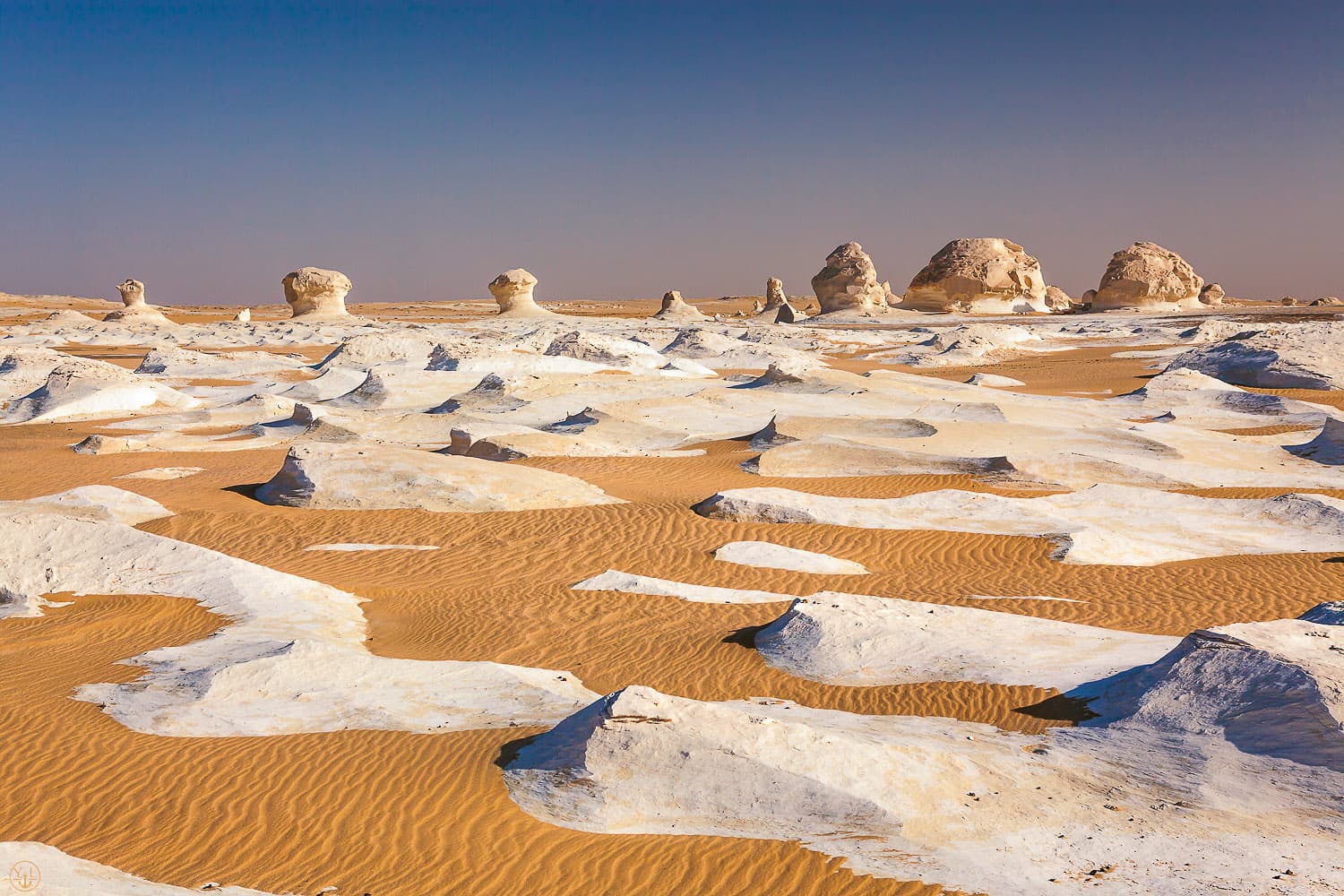 The Black and White Desert